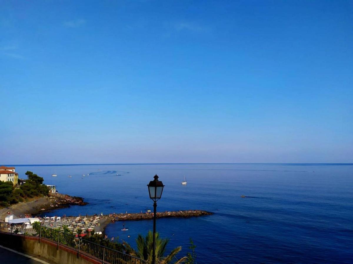 Tra Il Borgo E Il Mare Bed and Breakfast Cervo Buitenkant foto